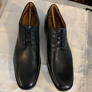 Clarks "Tilden" Black Dress Shoes, US 15M